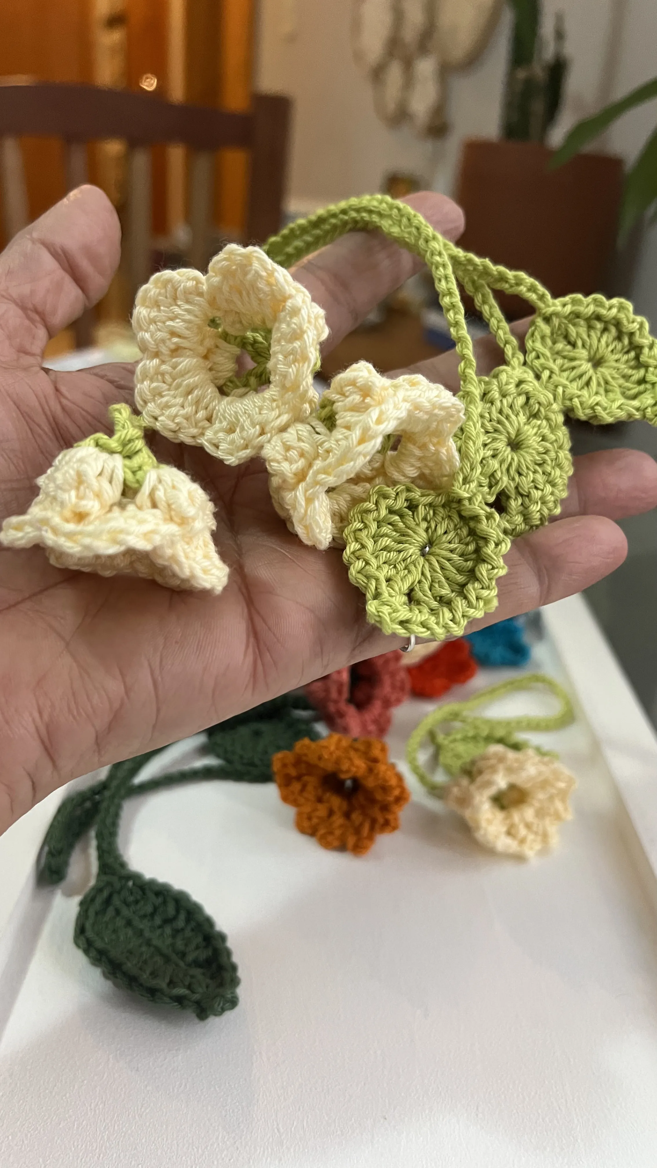 Capa do curso Flor Sininho em Crochê